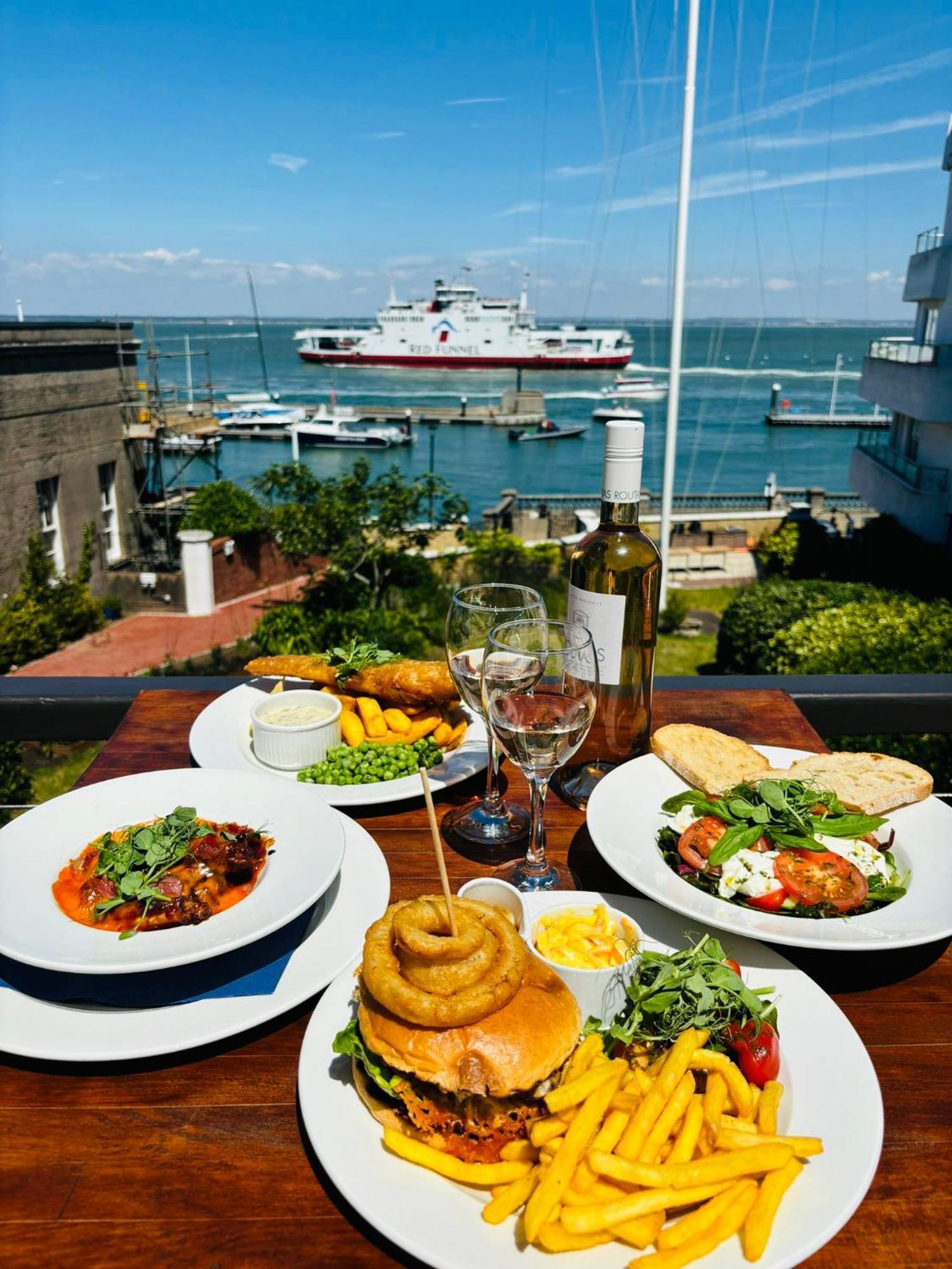 Royal Ocean Racing Club Hotel Cowes  Exterior foto
